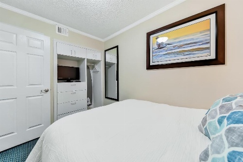 Casa Del Mar Beachfront image 15