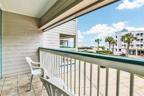 Casa Del Mar Beachfront image 2