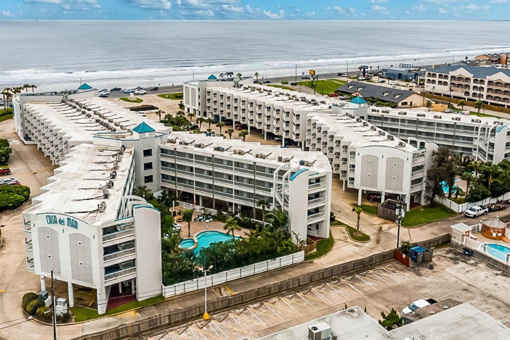 Casa Del Mar Beachfront Image 30